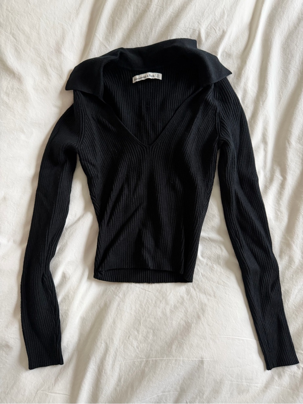 Abercrombie black polo collar knit crop top